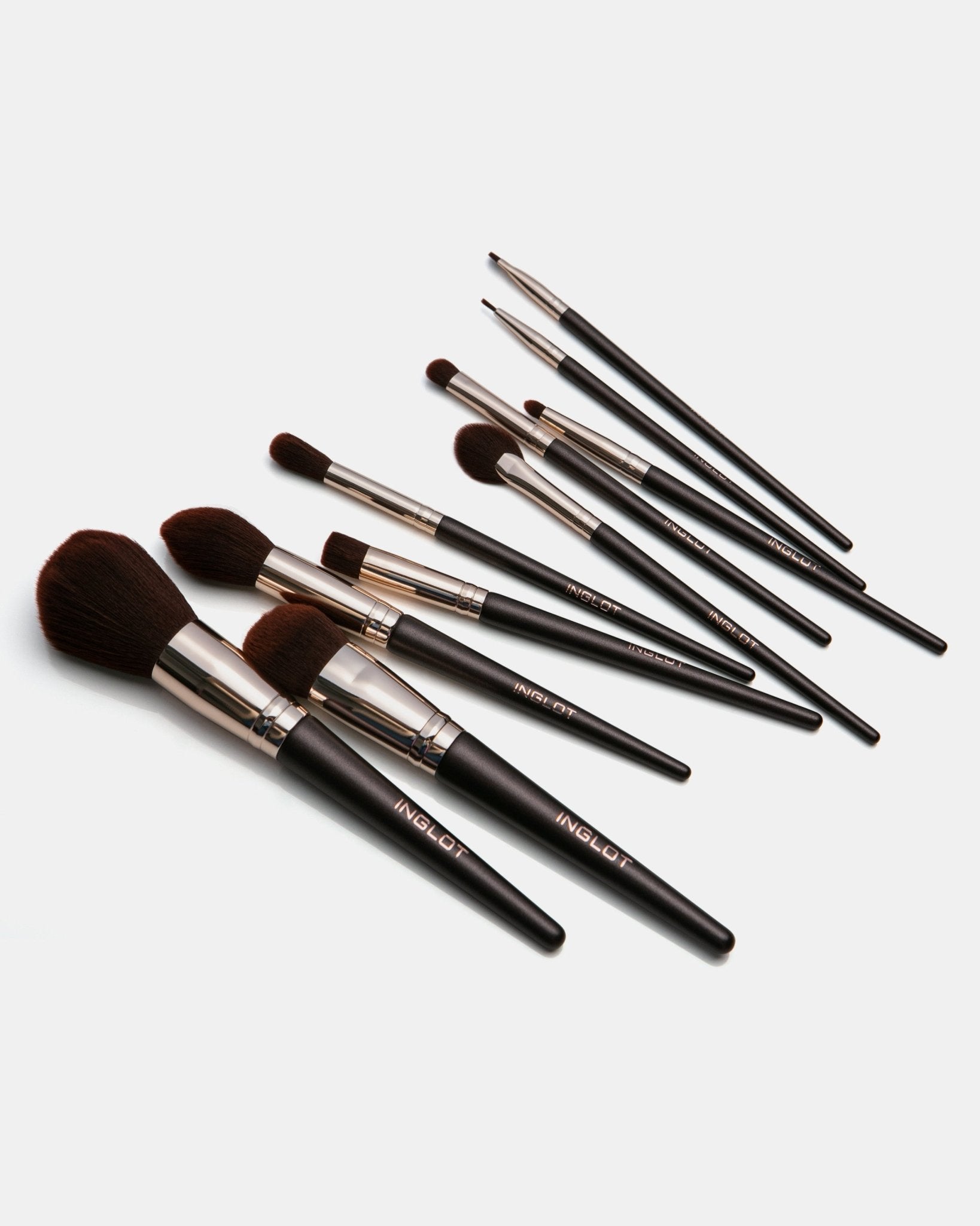 Inglot Makeup Brush Set In A Case - Give Us Beauty