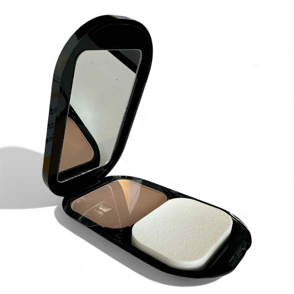 Max Factor Facefinity Compact Foundation - Give Us Beauty