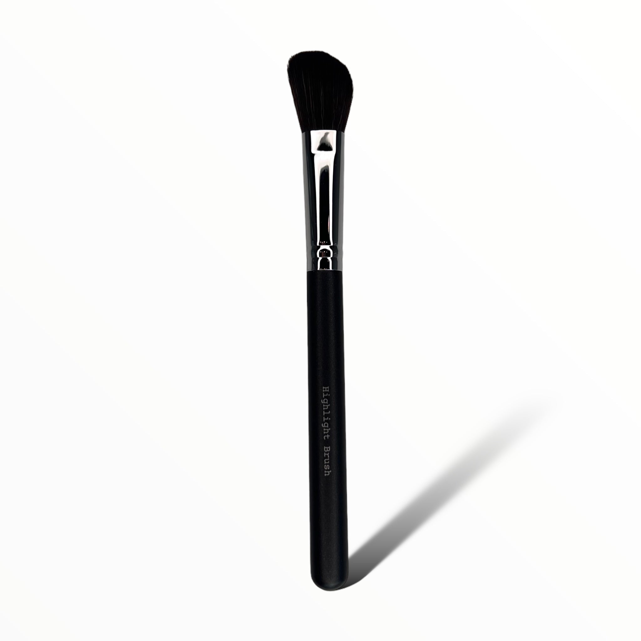 Highlight Brush | Grainne McCoy Cosmetics - Give Us Beauty